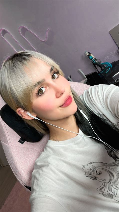 Vita Celestine (Twitch Star)